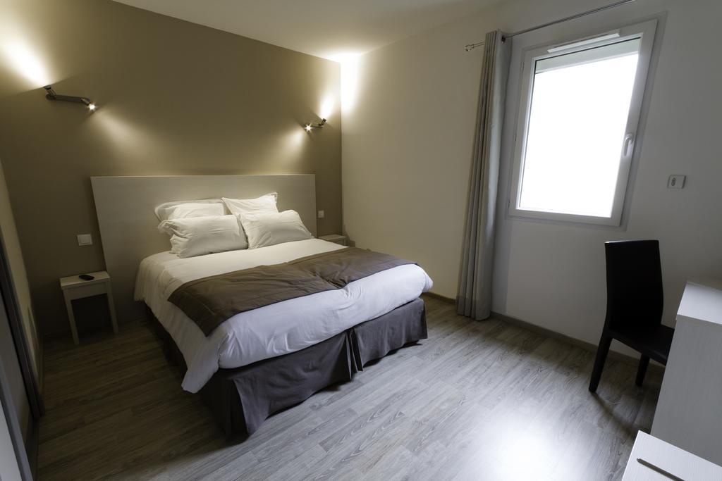 Hotel Les Petits Oreillers Saint-Martin-dʼArdèche الغرفة الصورة