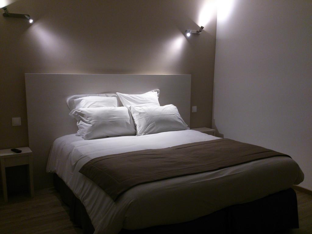 Hotel Les Petits Oreillers Saint-Martin-dʼArdèche الغرفة الصورة