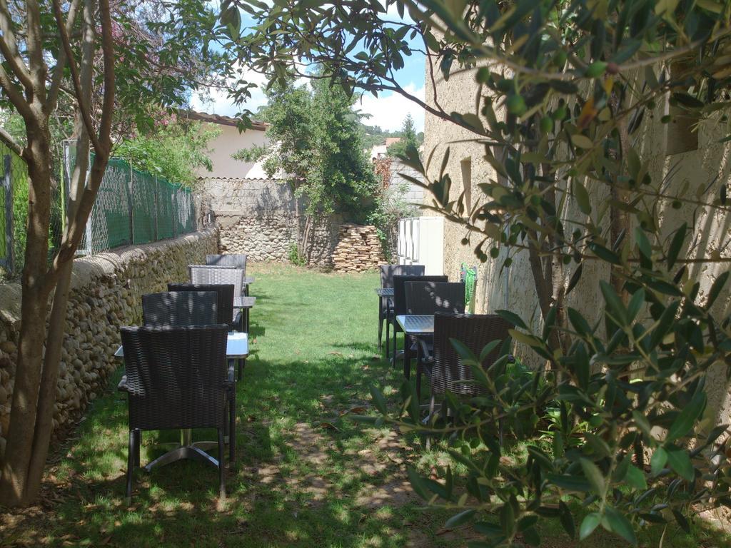 Hotel Les Petits Oreillers Saint-Martin-dʼArdèche المظهر الخارجي الصورة
